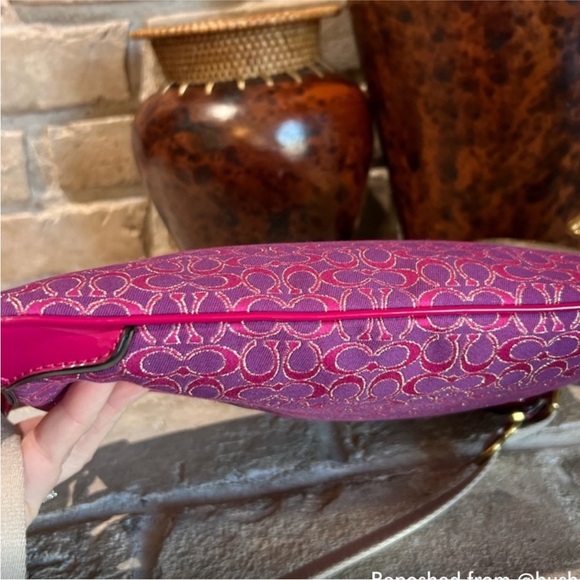 Coach Pink Poppy Signature y2k crossbody - Picture 8 of 9